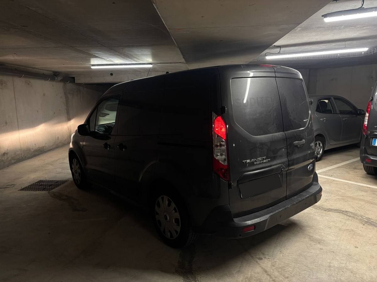 Ford Transit Connect — photo 4