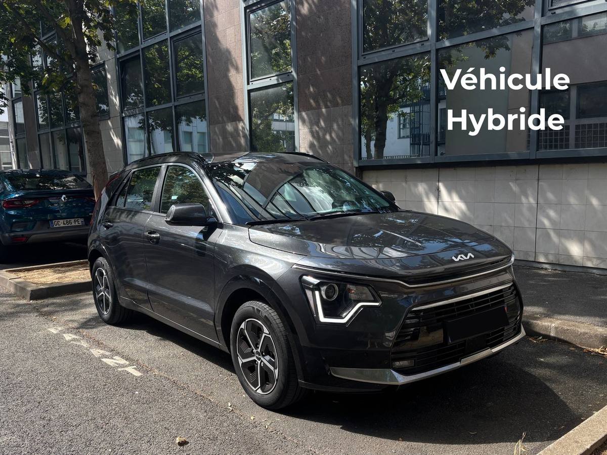 Location Kia Niro Hybride à Saint-Ouen / Paris — FlexiRent