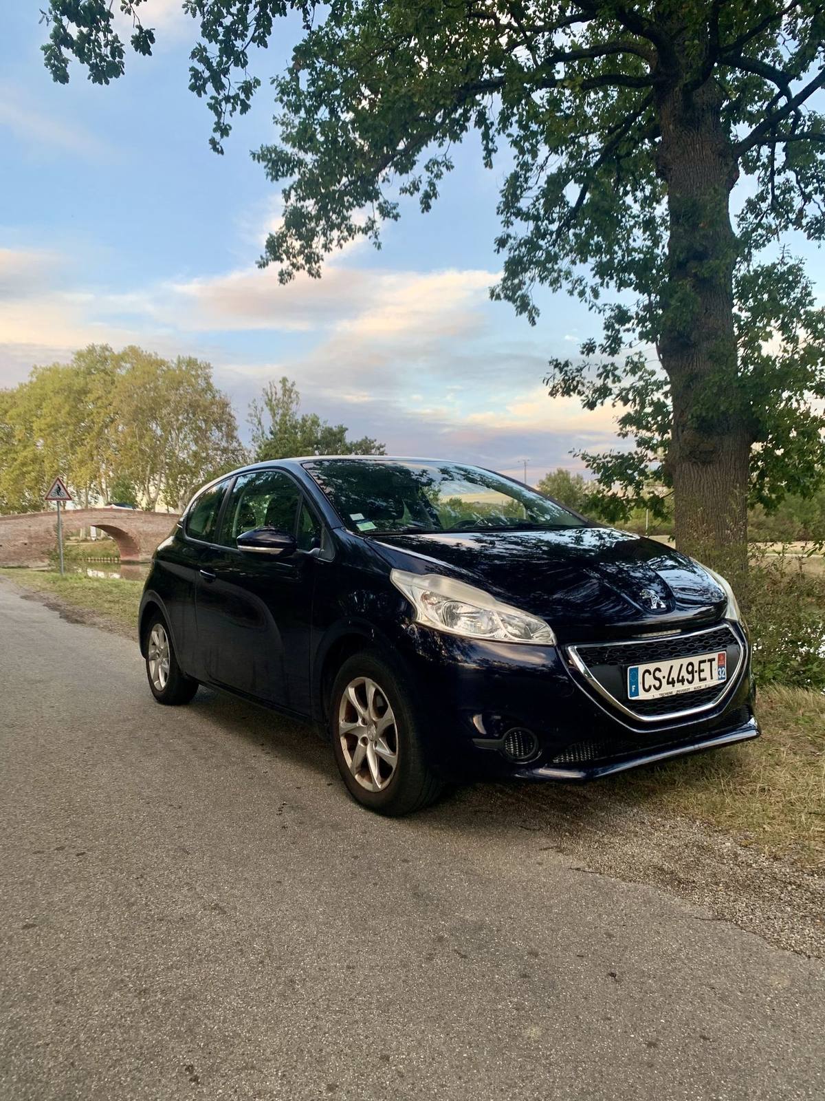 Location Peugeot 208 à Saint-Ouen / Paris — FlexiRent