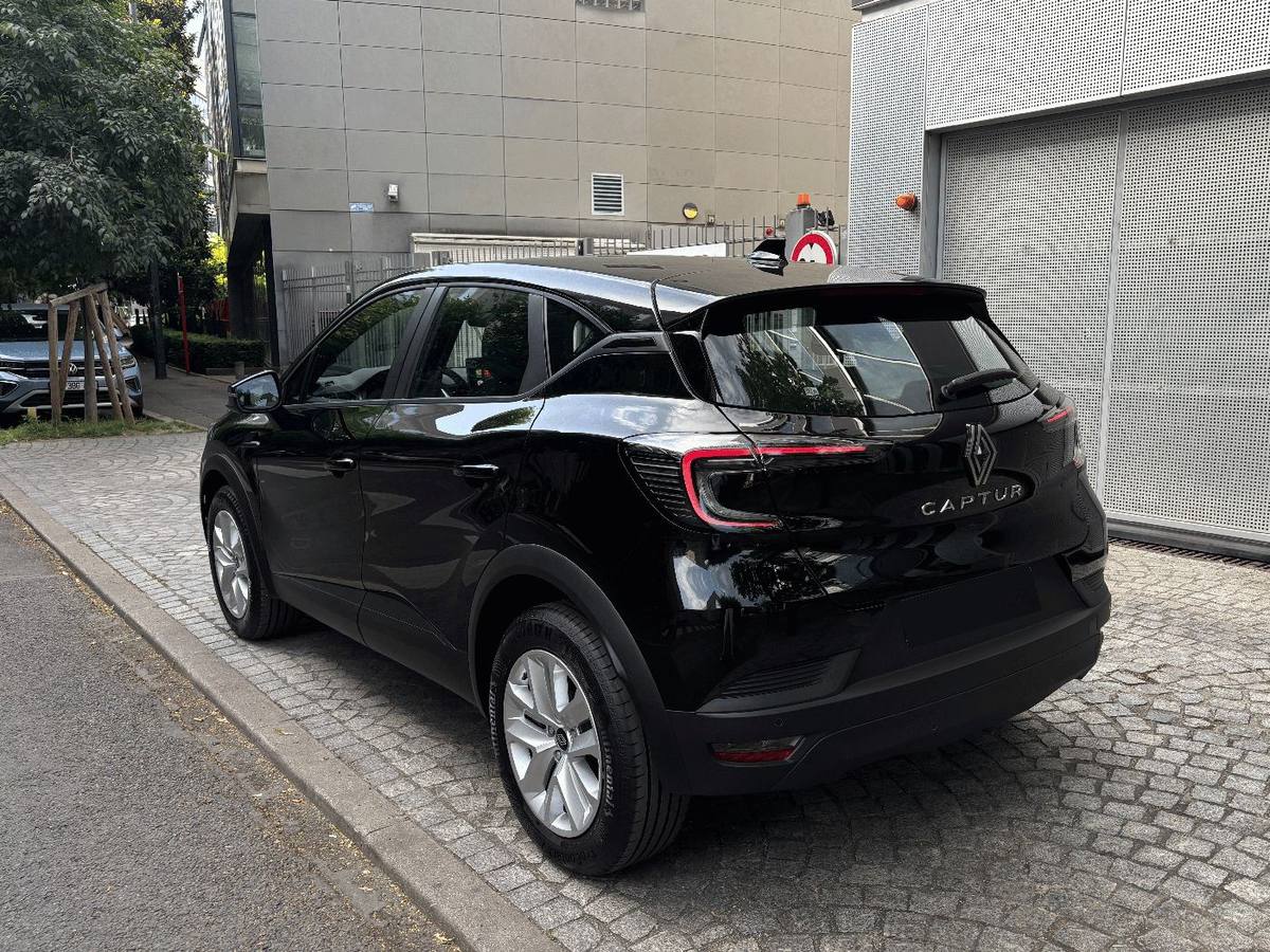 Renault Captur — photo 5