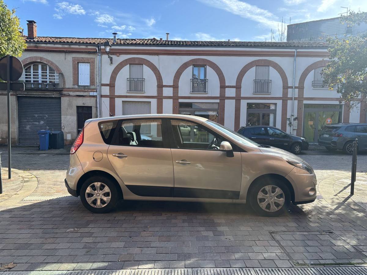 Renault Scénic — photo 3