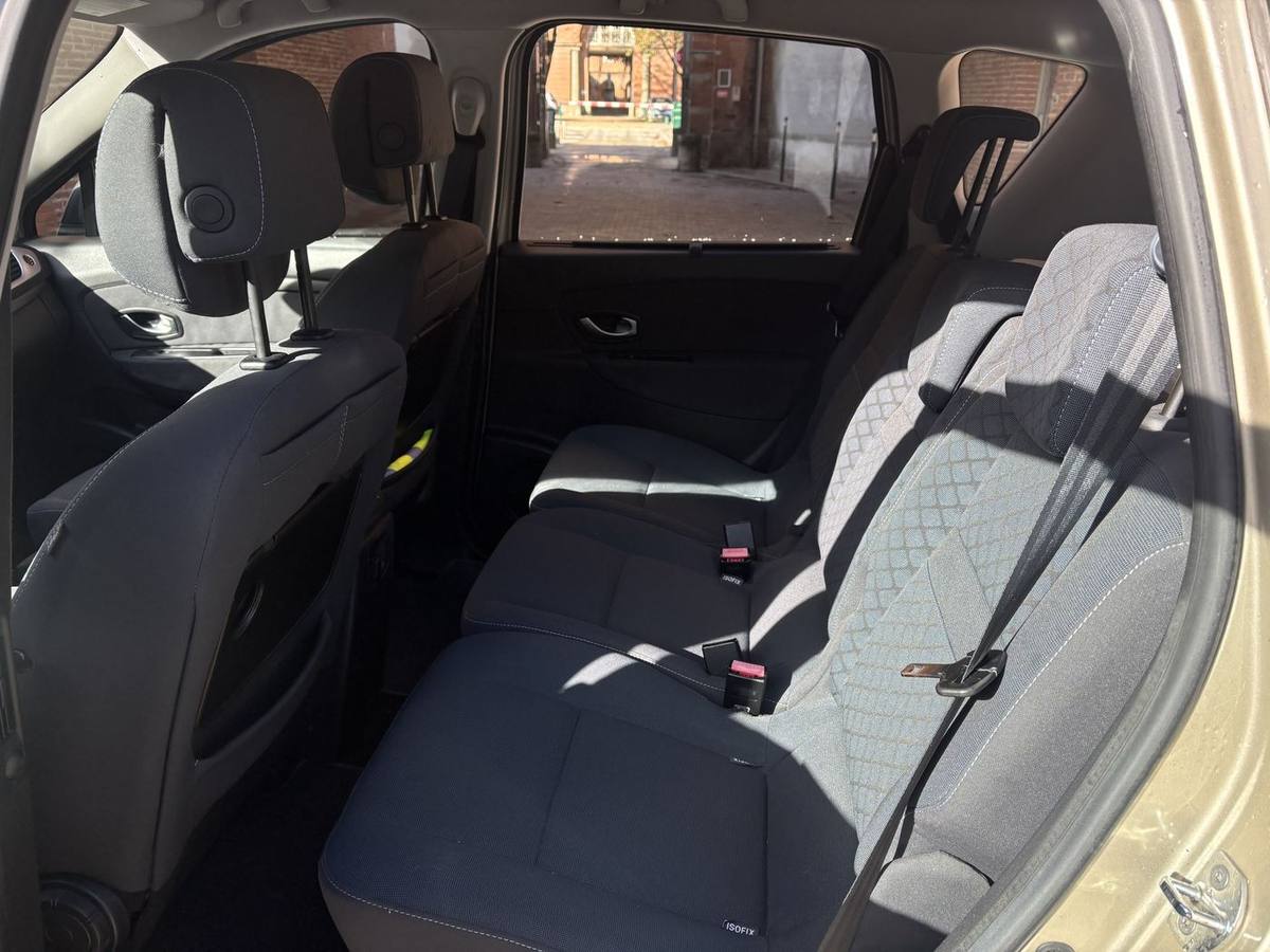 Renault Scénic — photo 4