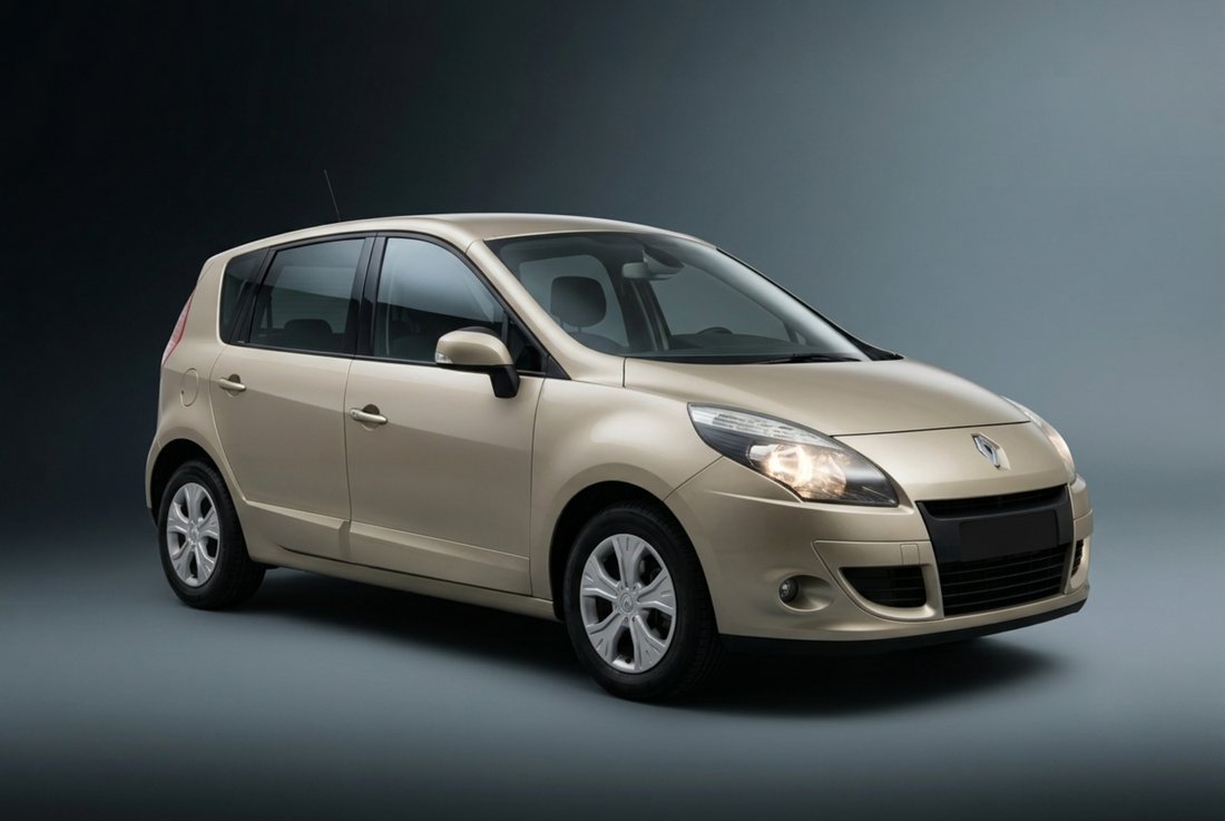 Location Renault Scénic — FlexiRent Saint-Ouen / Paris